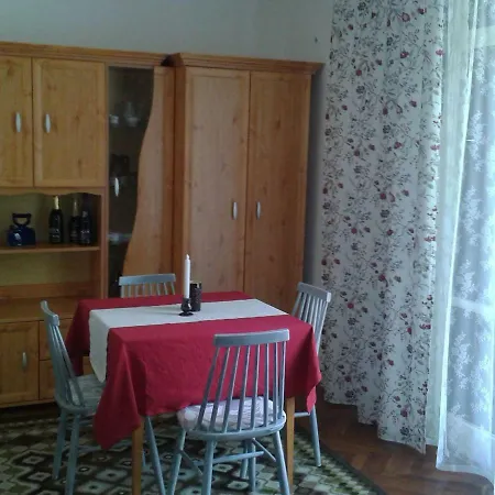 Case de vacanță Liliom Vendeghaz *